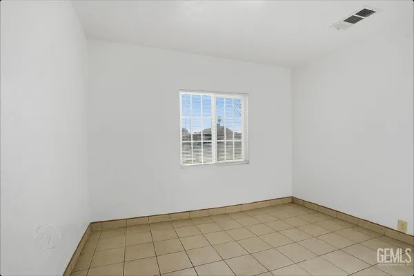 $285,000 | Undisclosed Address, Delano, CA 93215