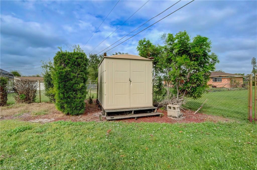 7217 Jasmine Road Fort Myers, FL 33967 - Photo 4 of 44 Gallery Image 4