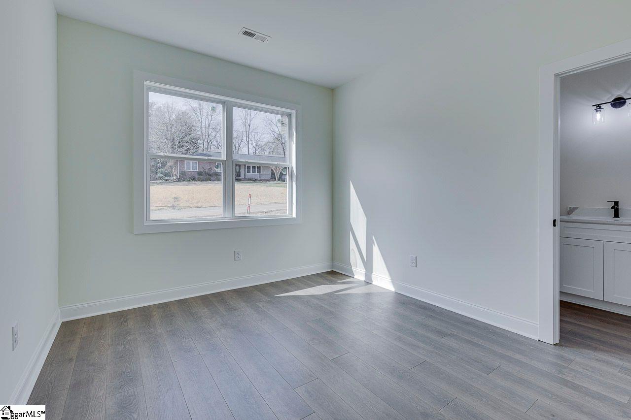 102 Chestnut Street Landrum, SC 29356 - Photo 20 of 32 Gallery Image 20