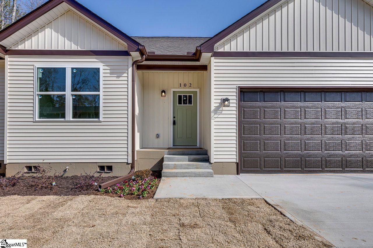 102 Chestnut Street Landrum, SC 29356 - Photo 26 of 32 Gallery Image 26