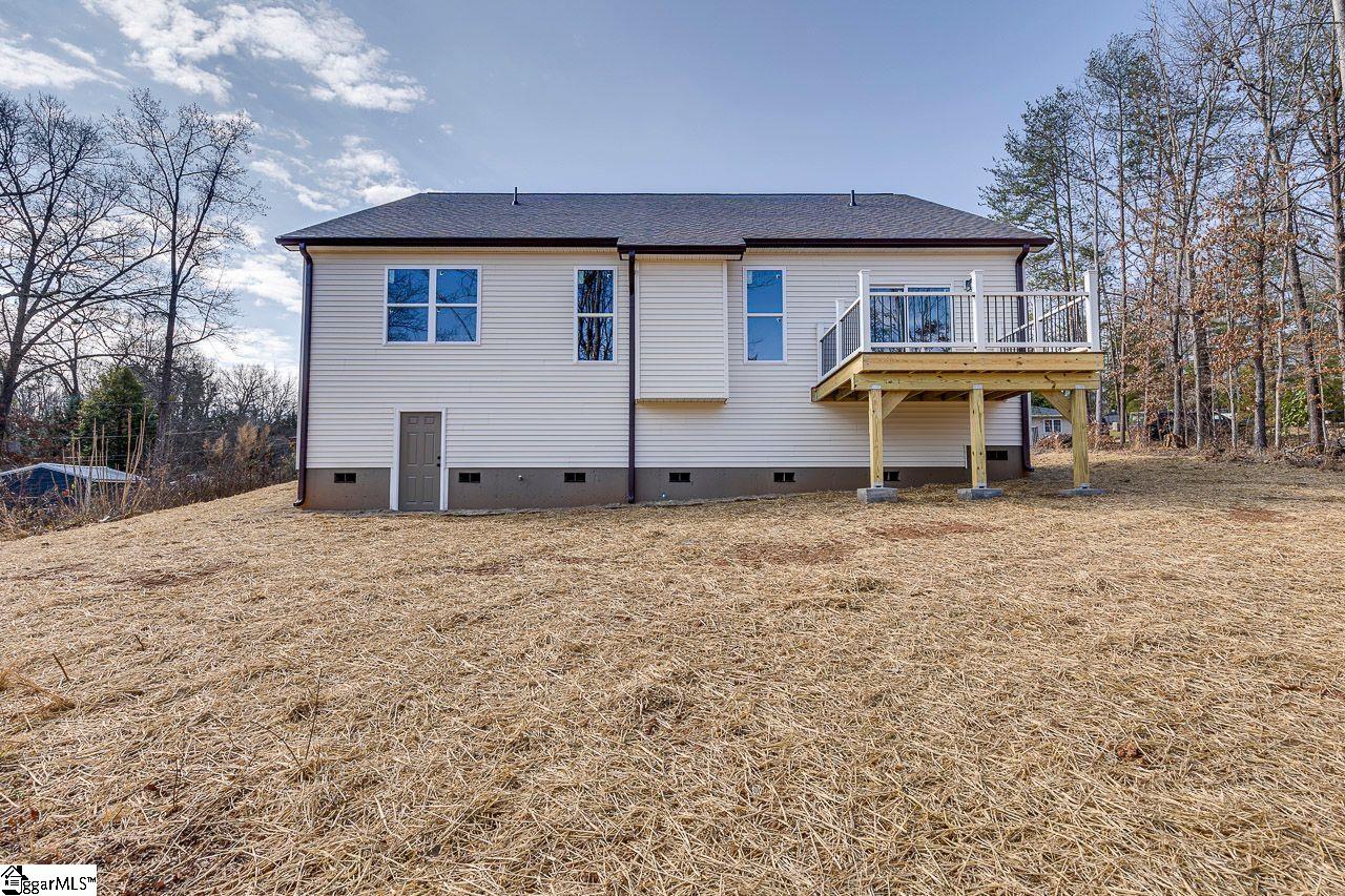 102 Chestnut Street Landrum, SC 29356 - Photo 30 of 32 Gallery Image 30