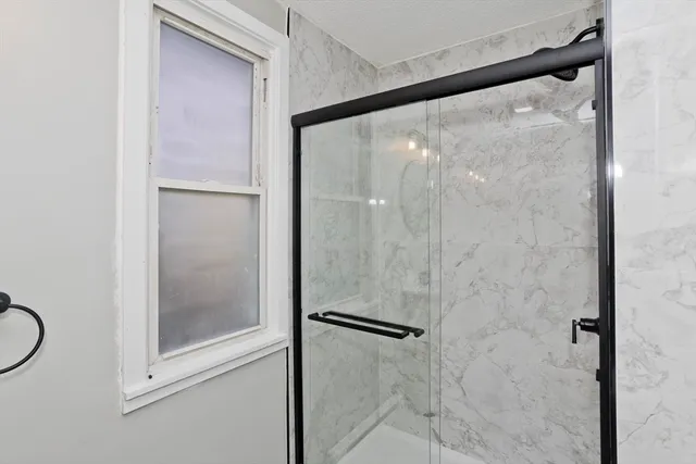 $299,900 | 90 Cambridge Street, Springfield, MA 01109