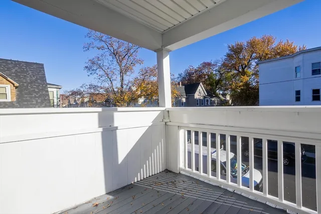 $299,900 | 90 Cambridge Street, Springfield, MA 01109