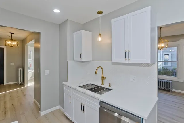 $299,900 | 90 Cambridge Street, Springfield, MA 01109