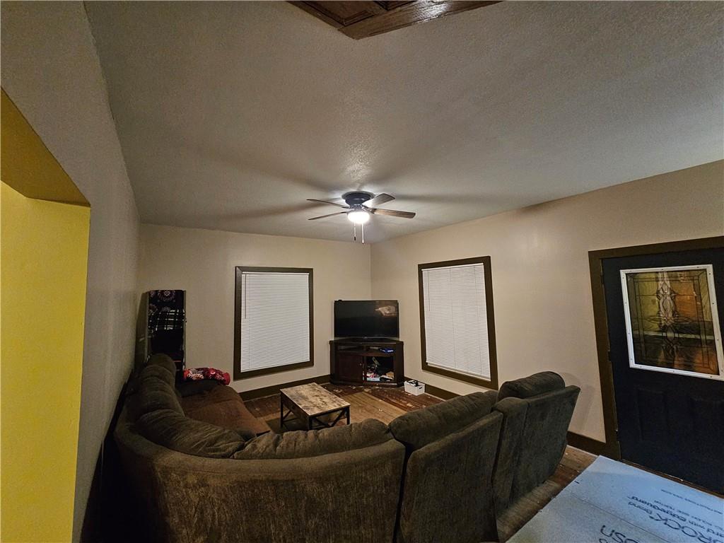 312 Main Street Sabetha, KS 66534 - Photo 2 of 20