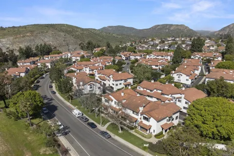 $899,000 | 3498 Mission Mesa Way, San Diego, CA 92120