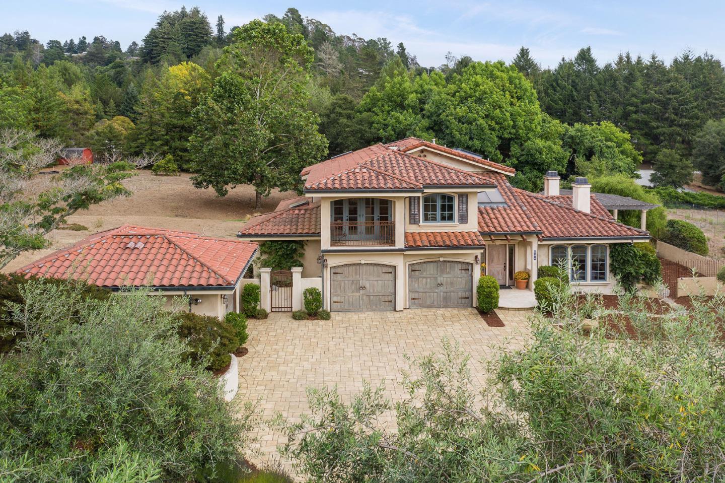 236 Meadow Road Aptos, CA 95003 - Photo 2 of 70 Gallery Image 2