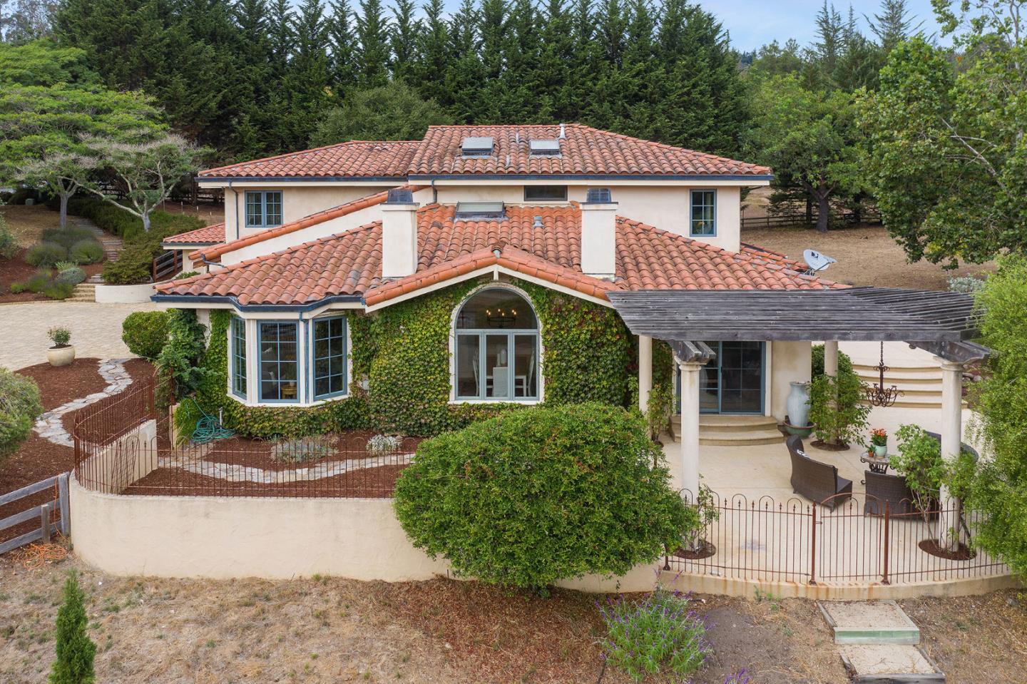 236 Meadow Road Aptos, CA 95003 - Photo 3 of 70 Gallery Image 3