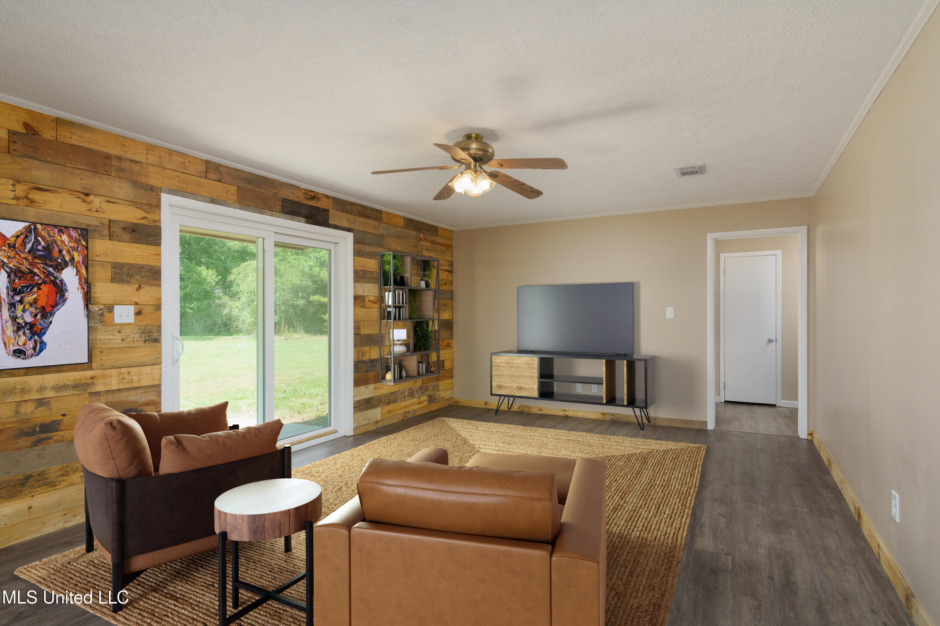 1010 Seminary-Mike Conner Road Collins, MS 39428 - Photo 6 of 24 1010 Staged 3