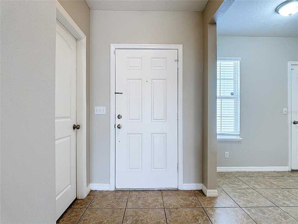 1562 Tamarind Road Davenport, FL 33896 - Photo 2 of 22