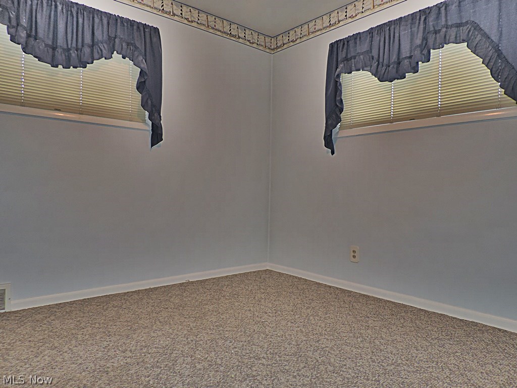 11504 Fordham Road Garfield Heights, OH 44125 - Photo 14 of 31