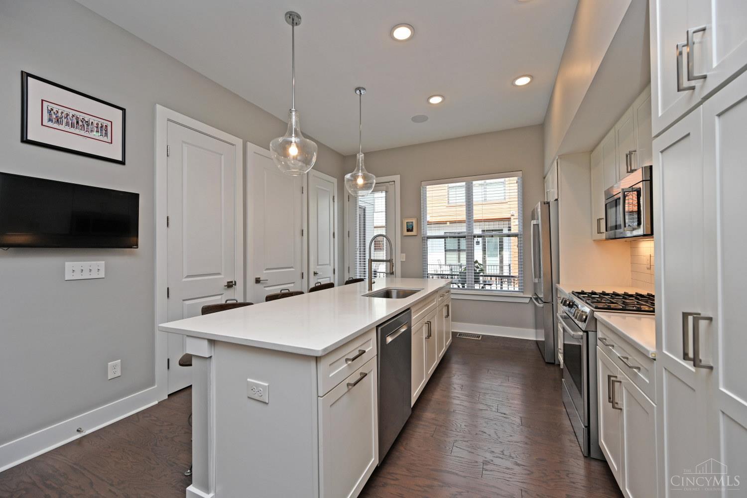 3117 Madison Road, Unit 15 Cincinnati, OH 45209 - Photo 25 of 57