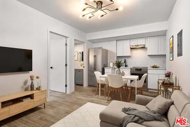 $2,595,000 | 1036 Cherry Avenue, Long Beach, CA 90813