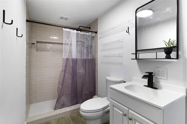 $699,000 | 526 Pebble Creek, Livingston, TX 77351