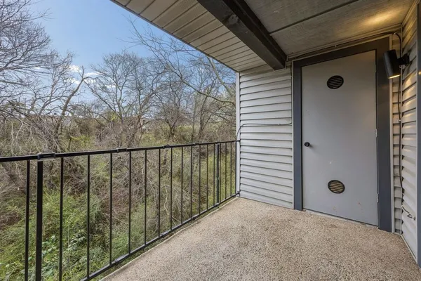$1,600 | 2506 Wedglea Drive, Unit 808, Dallas, TX 75211