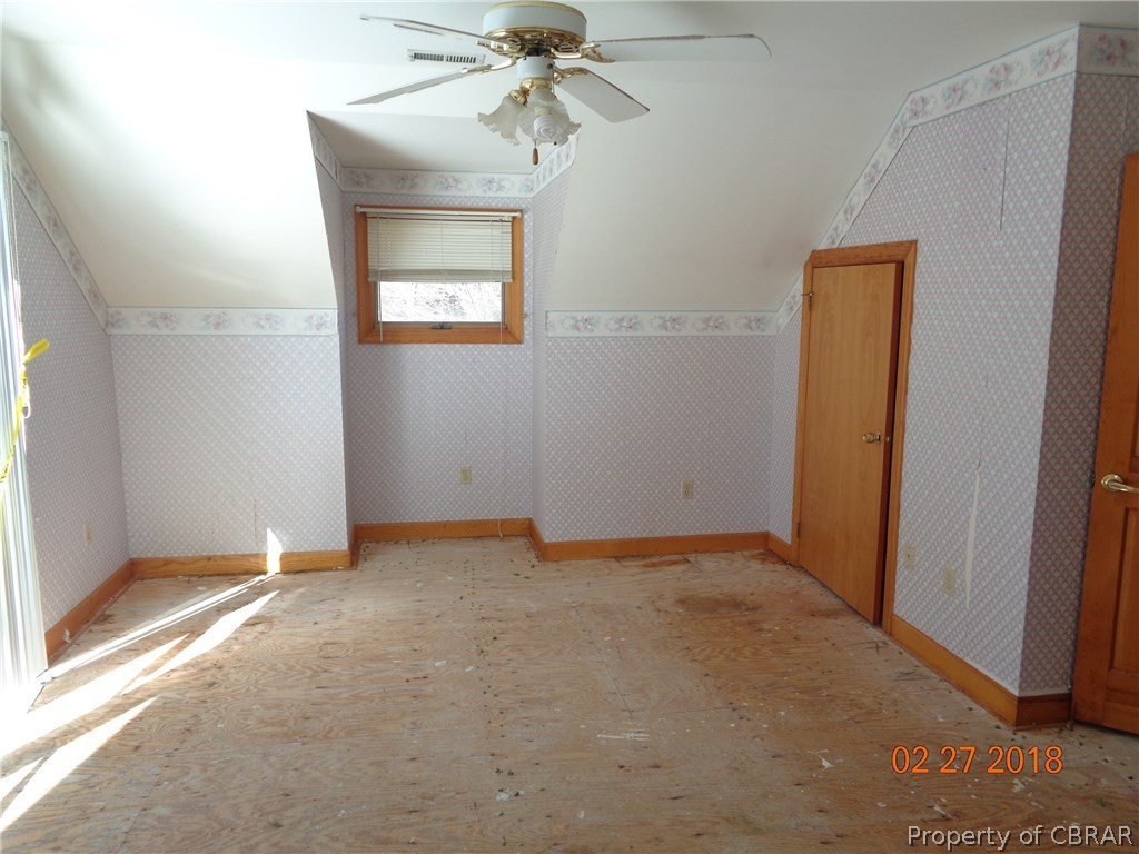 945 Turkey Run Road Shacklefords, VA 23156 - Photo 14 of 17