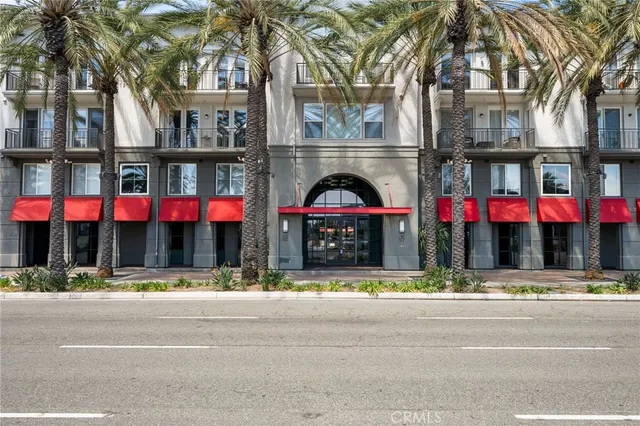 $505,000 | 1801 East Katella Avenue, Unit 3071, Anaheim, CA 92805