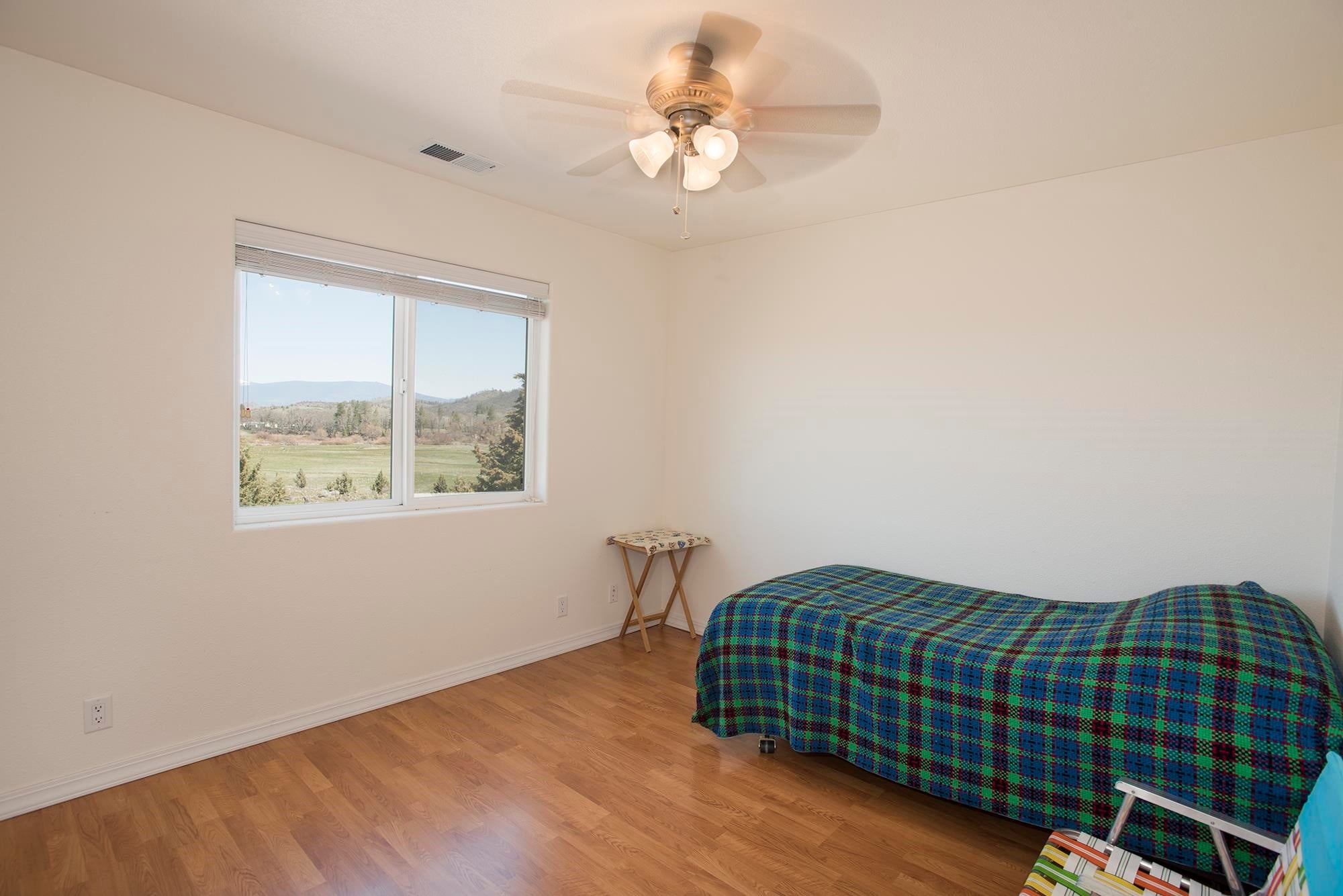 25527 Edgewood Road Weed, CA 96094 - Photo 18 of 33 Gallery Image 18