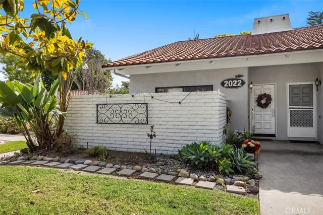 $594,999 | 2022 Via Mariposa East, Unit C, Laguna Woods, CA 92637