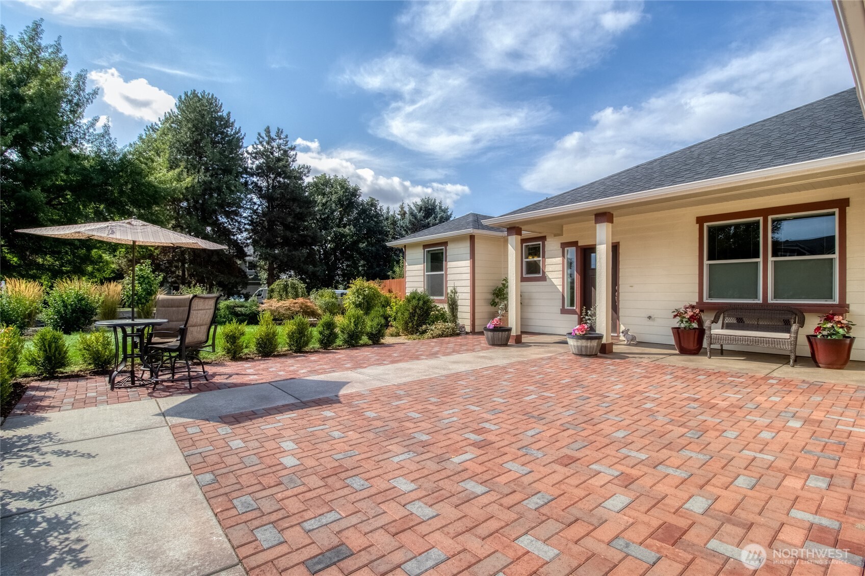 405 Diamond Gate Road Walla Walla, WA 99362 - Photo 2 of 35 Gallery Image 2