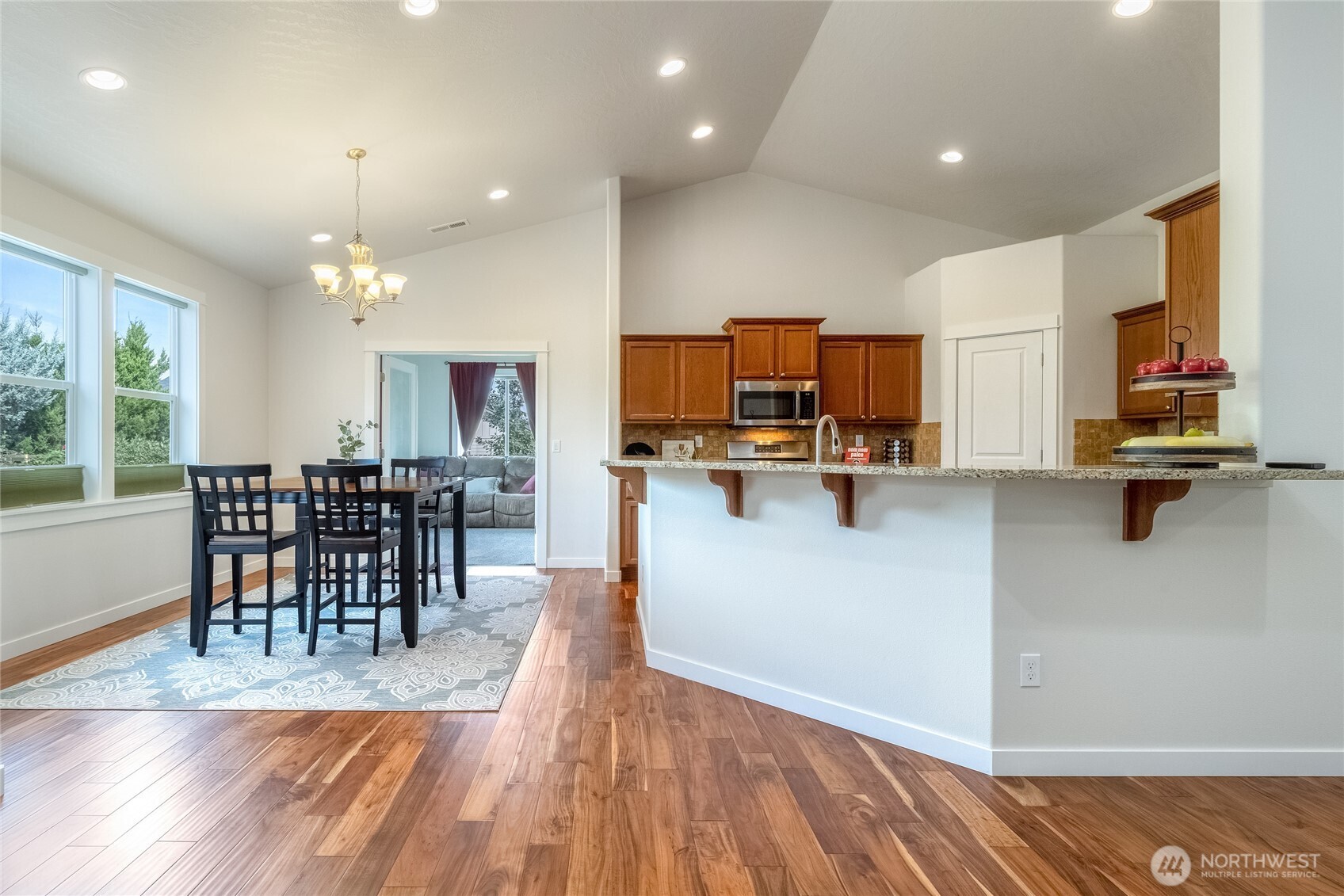 405 Diamond Gate Road Walla Walla, WA 99362 - Photo 8 of 35 Gallery Image 8