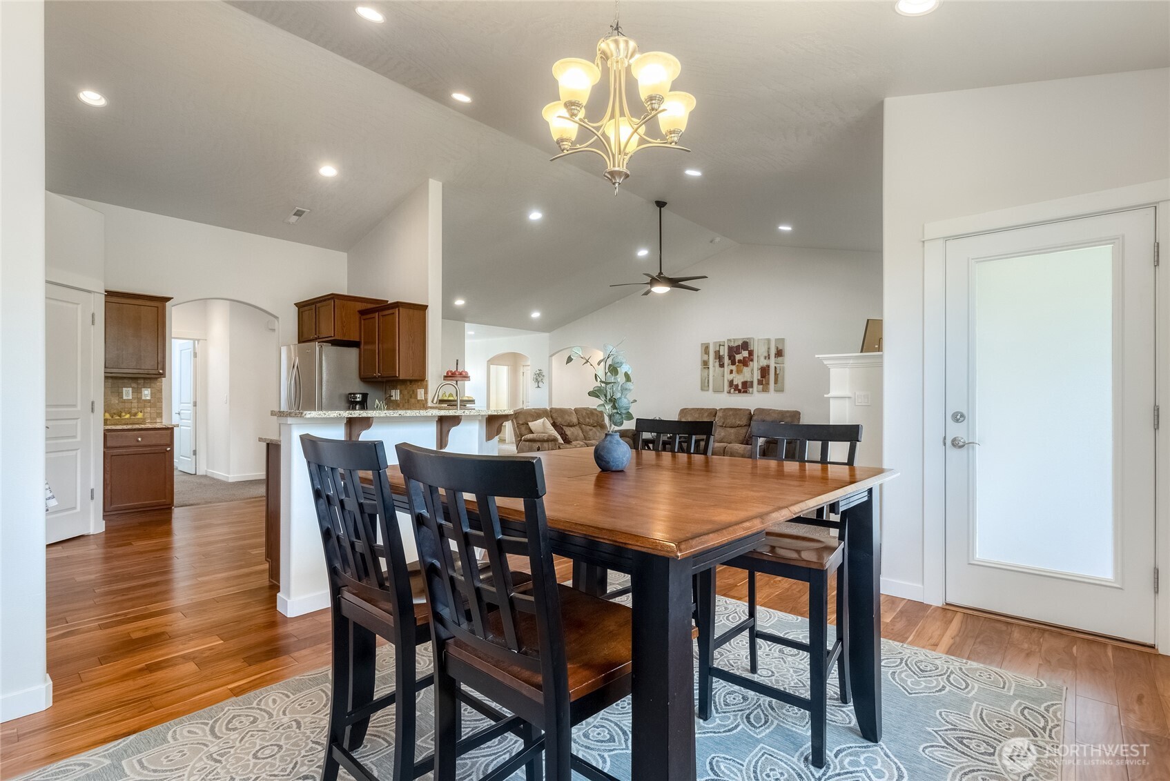 405 Diamond Gate Road Walla Walla, WA 99362 - Photo 9 of 35 Gallery Image 9