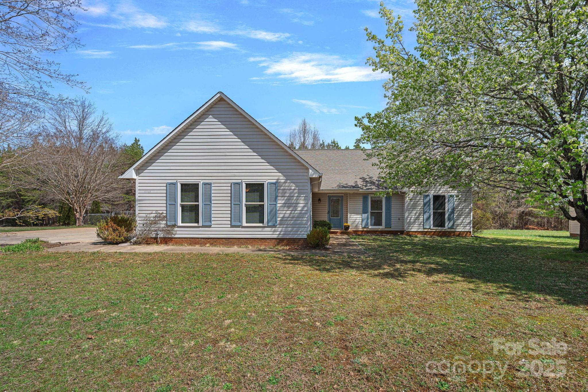 3768 Dellingdowns Drive Denver, NC 28037 - Photo 1 of 30