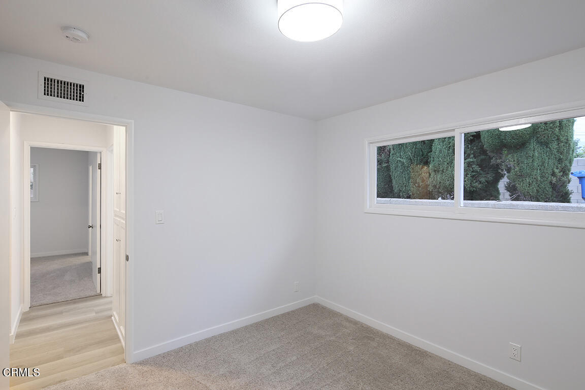 6429 Creemore Lane Tujunga, CA 91042 - Photo 17 of 29 18