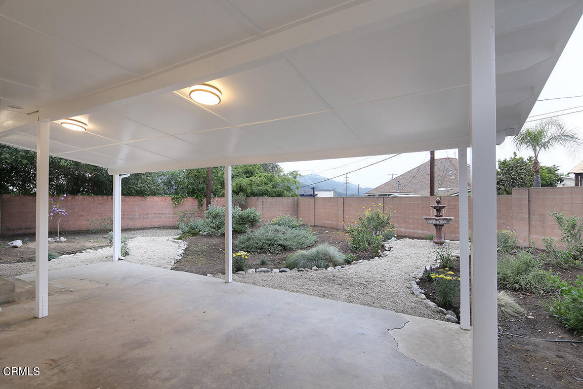 6429 Creemore Lane Tujunga, CA 91042 - Photo 22 of 29 25