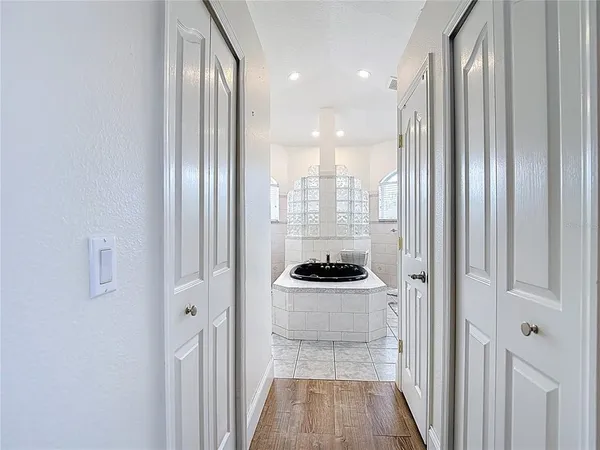 $615,000 | 18520 Oak Way Drive, Hudson, FL 34667