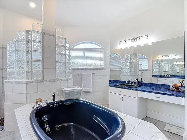 $615,000 | 18520 Oak Way Drive, Hudson, FL 34667