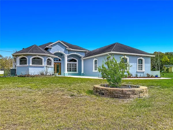 $615,000 | 18520 Oak Way Drive, Hudson, FL 34667