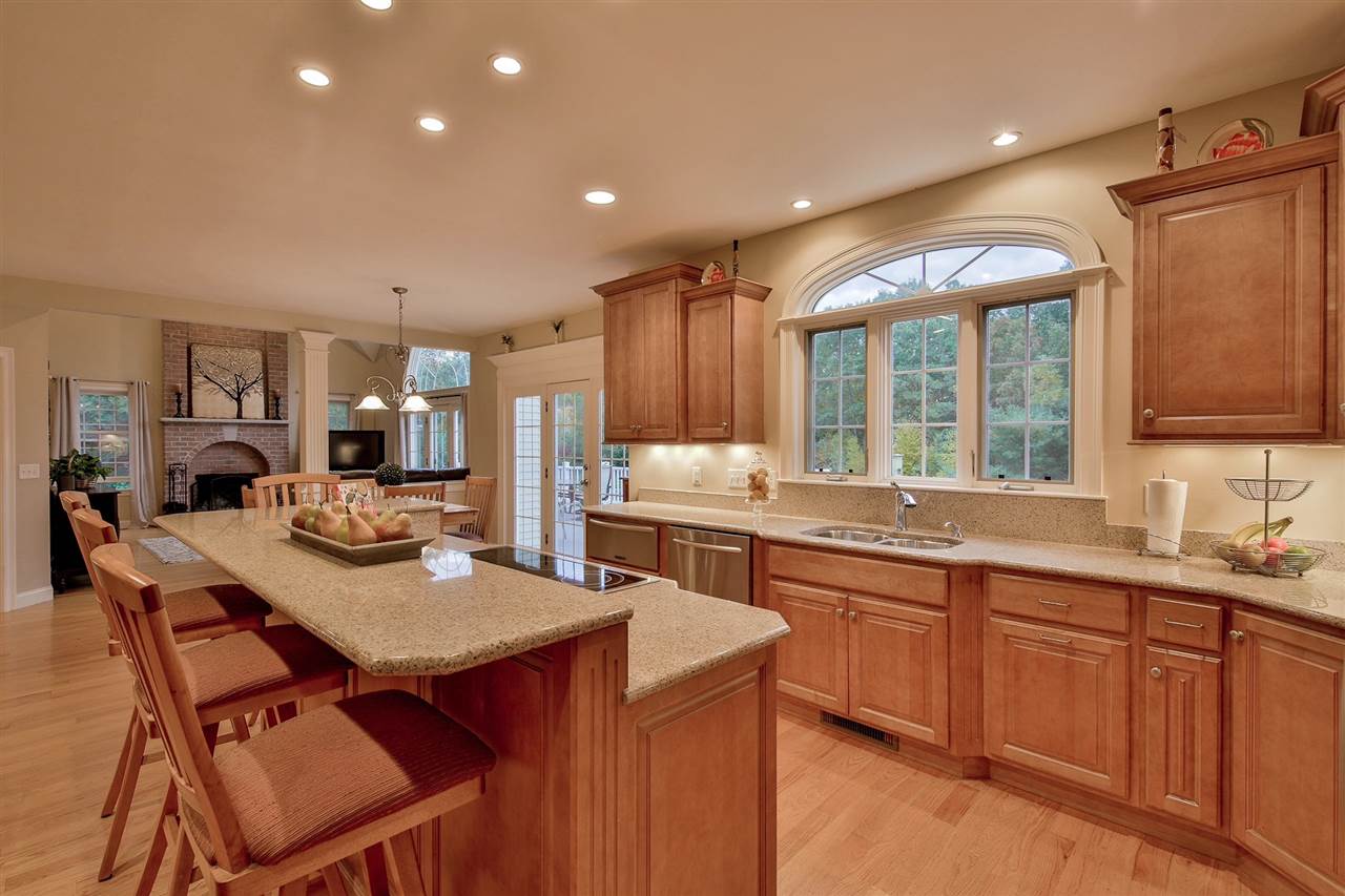 140 Brick Mill Road Bedford, NH 03110 - Photo 12 of 39