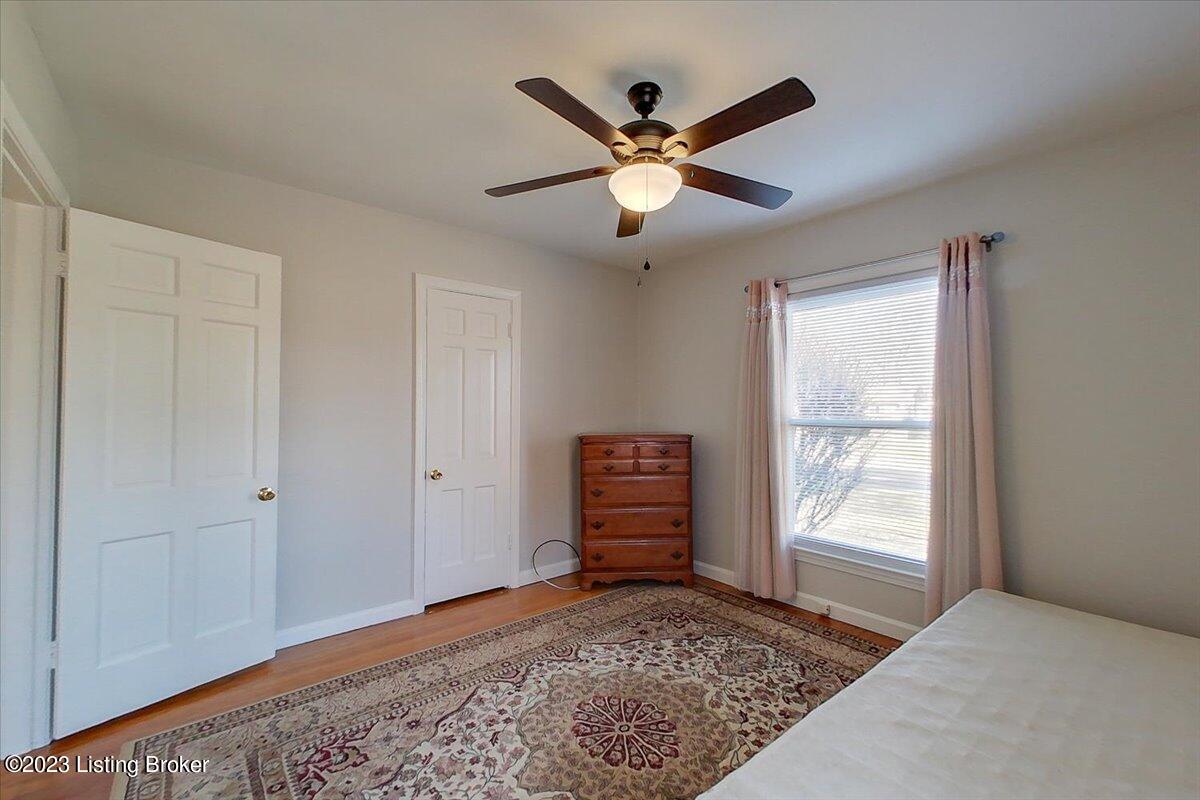 4322 Wingate Road Louisville, KY 40207 - Photo 17 of 33 Bedroom 2 with New Ceiling Fan/Light