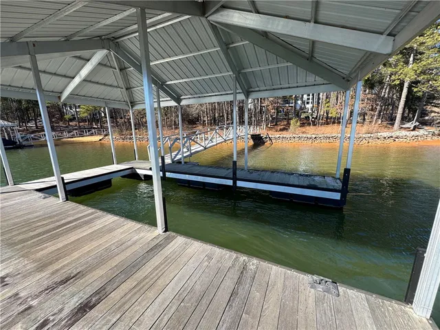 $725,000 | 433 Peninsula Road, West Union, SC 29696