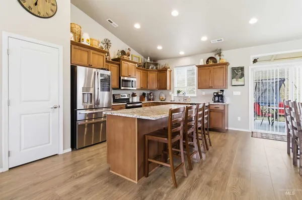 $799,900 | 25 River Ridge, Horseshoe Bend, ID 83629