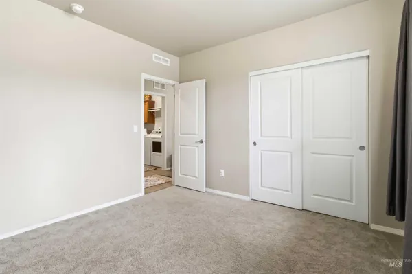 $799,900 | 25 River Ridge, Horseshoe Bend, ID 83629