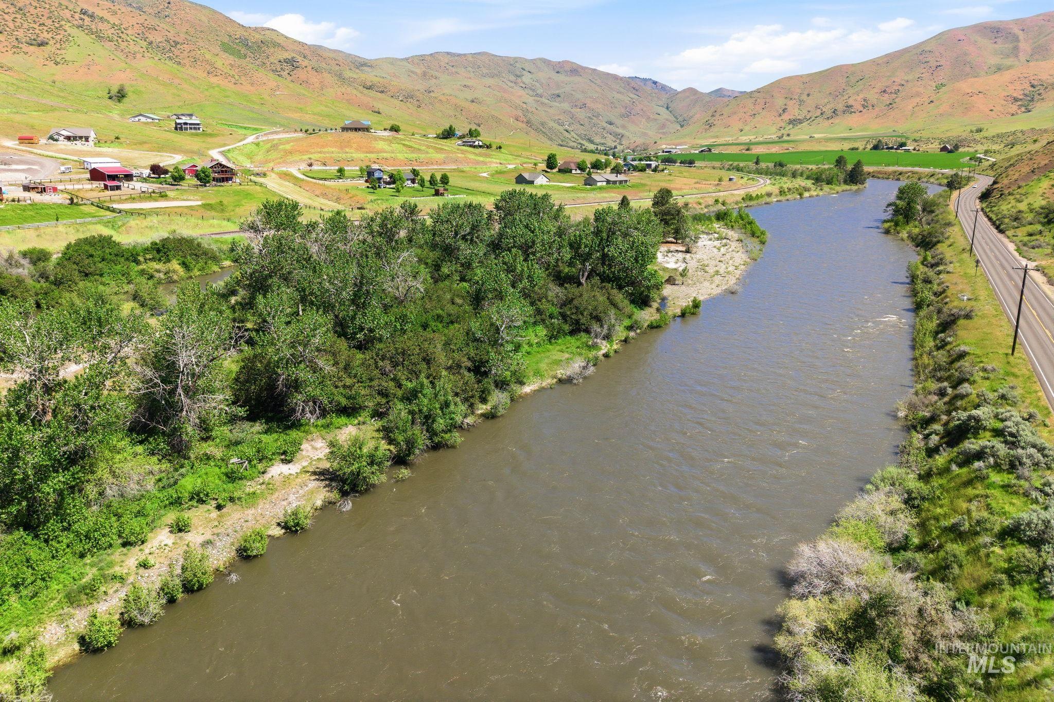 25 River Ridge Horseshoe Bend, ID 83629 - Photo 7 of 50 Expansive riverfront property featuring a winding waterway, lush green banks, and mature trees
