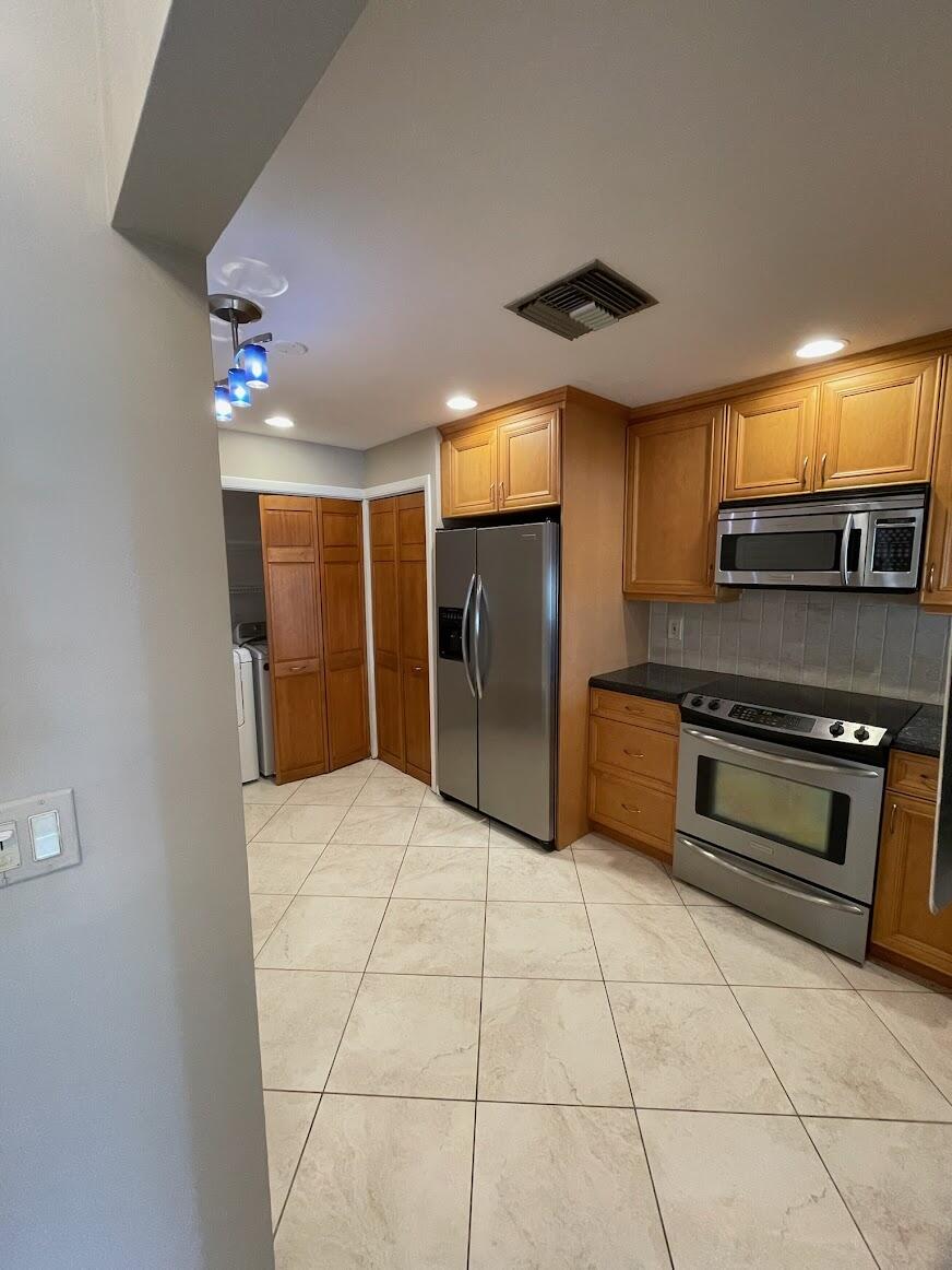 7508 Paz Boulevard, Unit 104 Boca Raton, FL 33433 - Photo 15 of 25 63835