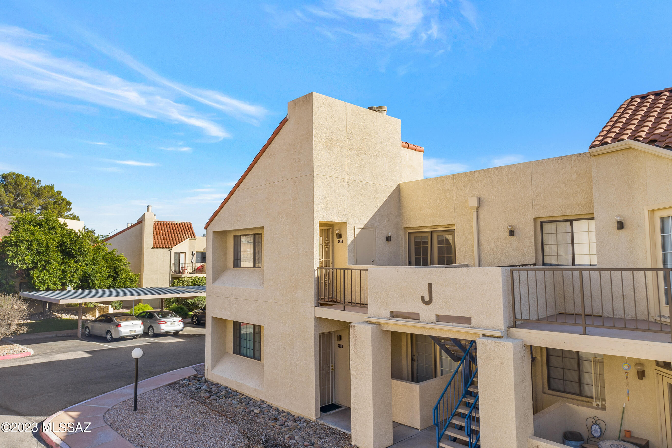 1200 East River Road, Unit J130 Tucson, AZ 85718 - Photo 14 of 21