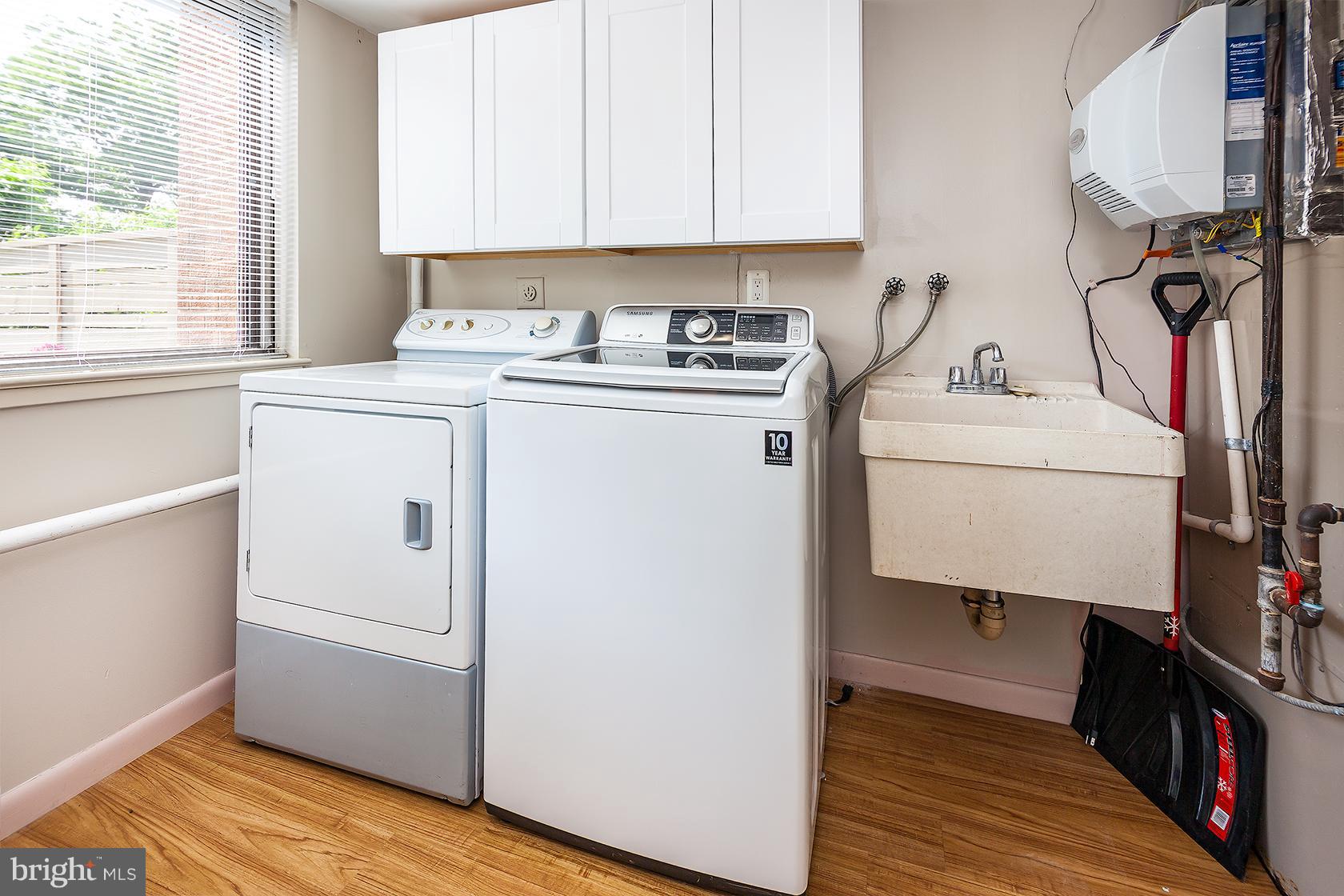 11600 Hunters Green Court Reston, VA 20191 - Photo 20 of 24 Laundry room with plenty of storage space