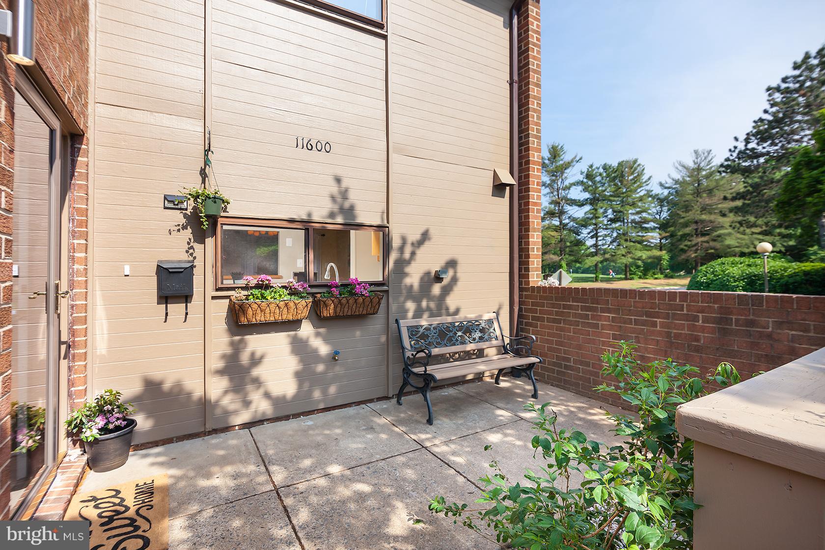 11600 Hunters Green Court Reston, VA 20191 - Photo 22 of 24 Patio at Entrance of townhome