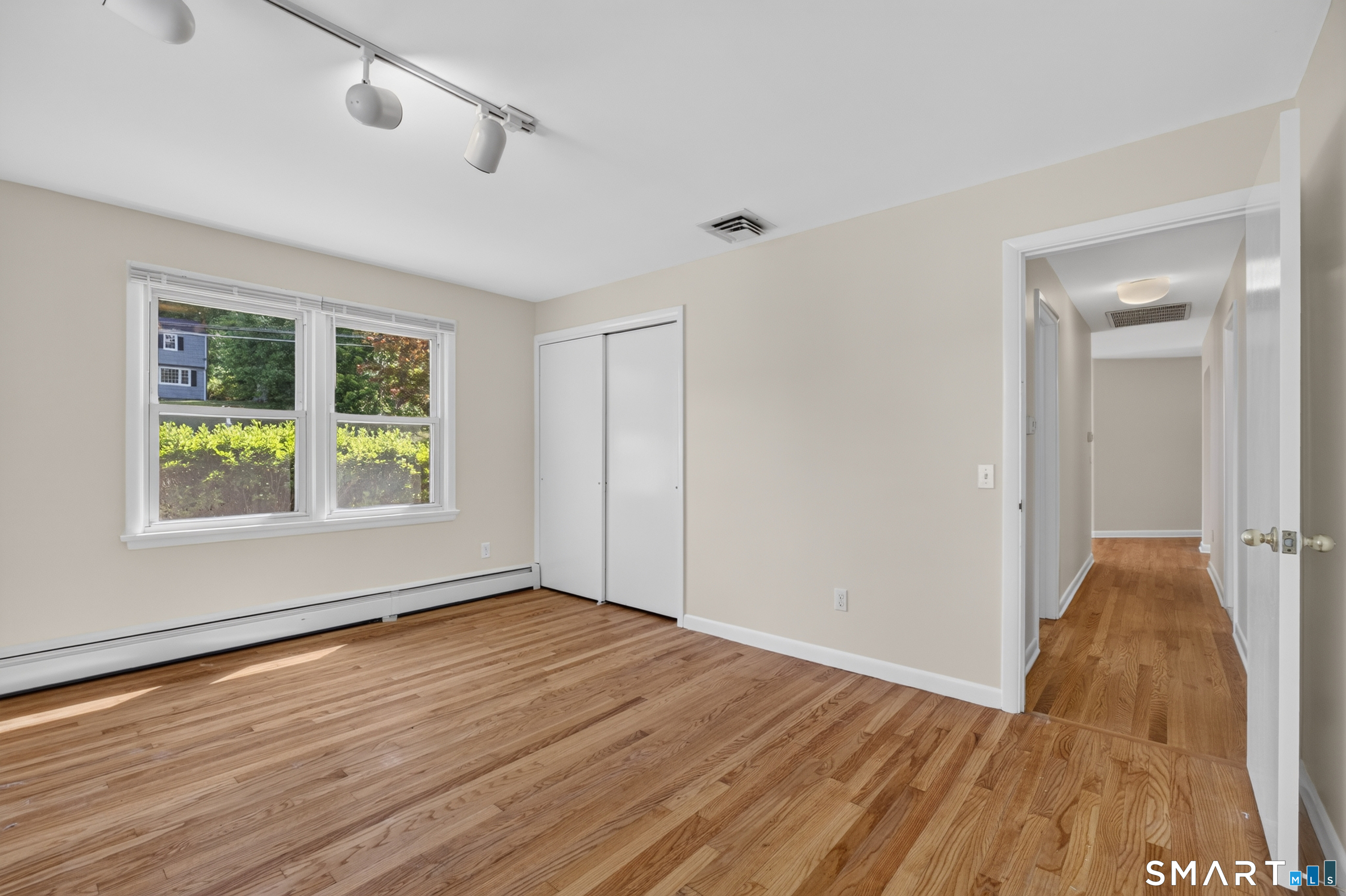 659 West Woods Road Hamden, CT 06518 - Photo 19 of 36 Gallery Image 19