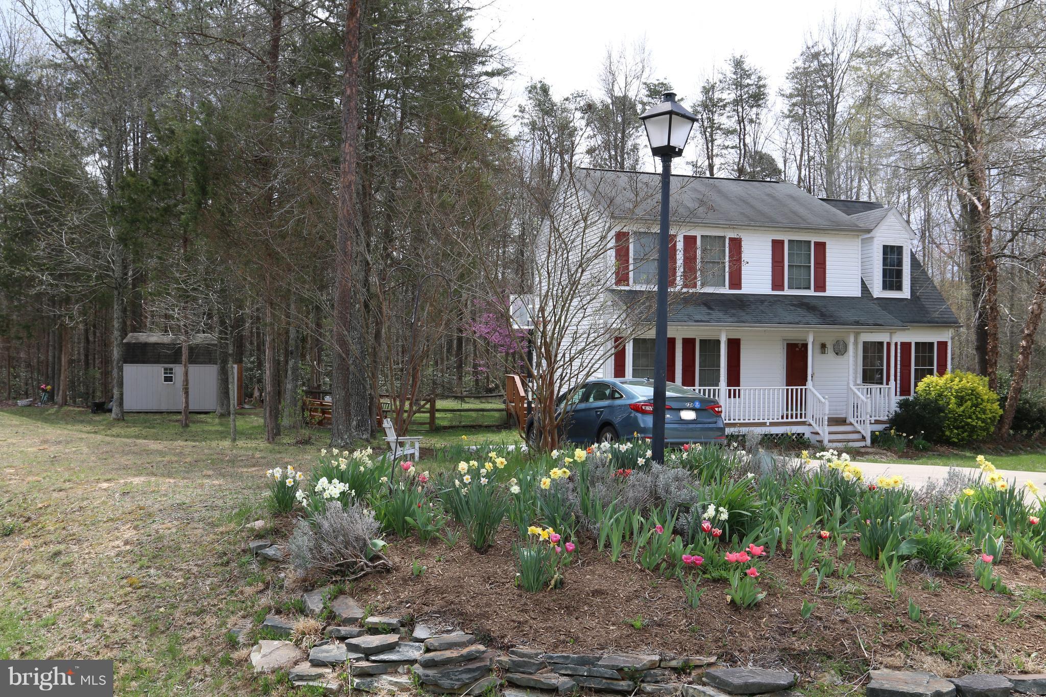 11801 Hunting Ridge Drive Fredericksburg, VA 22407 - Photo 2 of 30 Exterior (Front)
