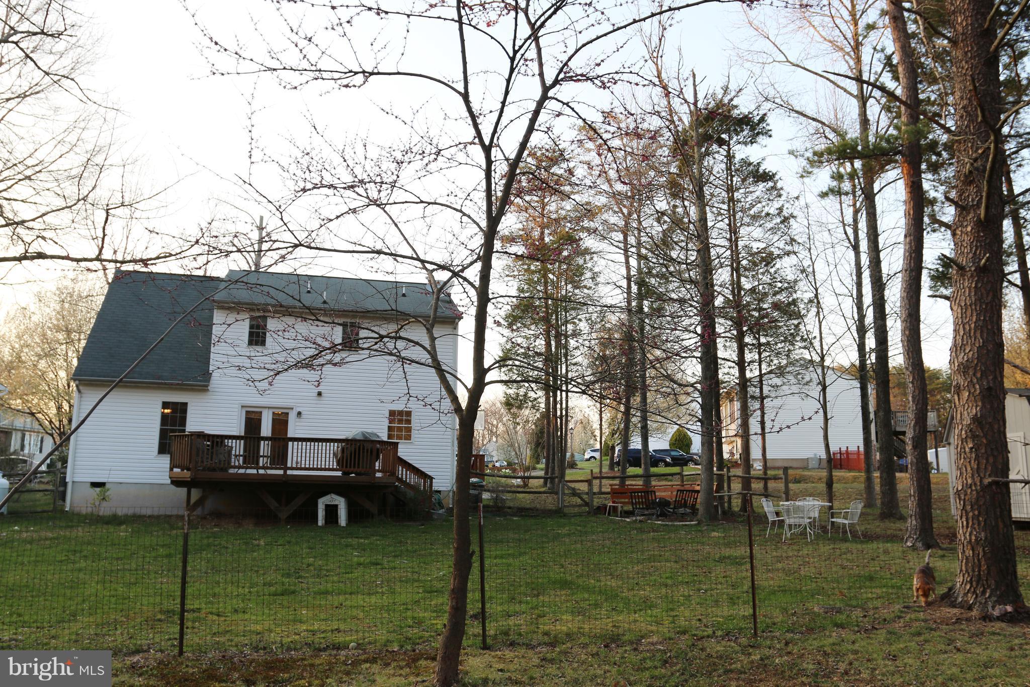 11801 Hunting Ridge Drive Fredericksburg, VA 22407 - Photo 20 of 30 Exterior (Rear)
