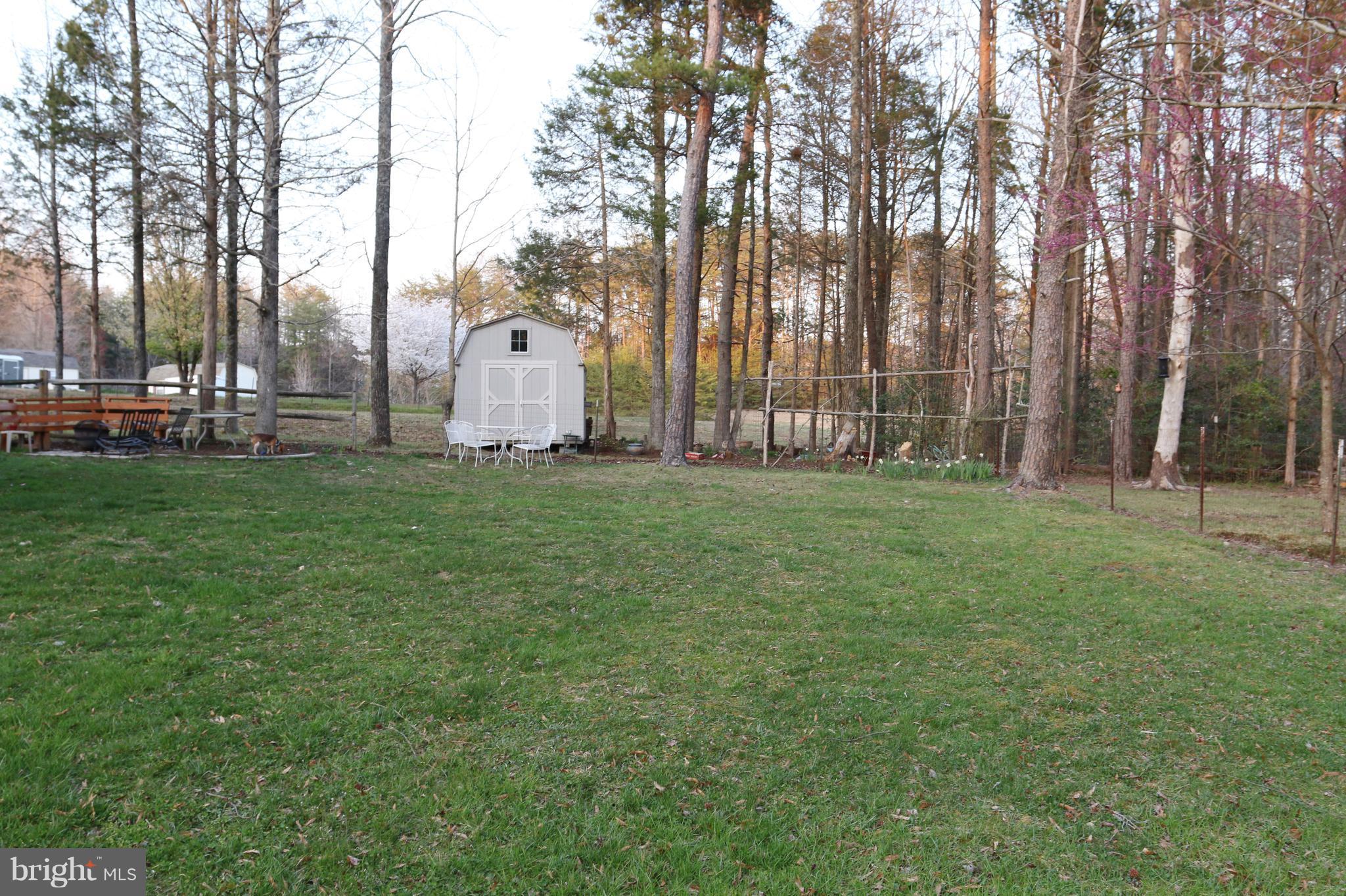 11801 Hunting Ridge Drive Fredericksburg, VA 22407 - Photo 23 of 30 Exterior (Rear)