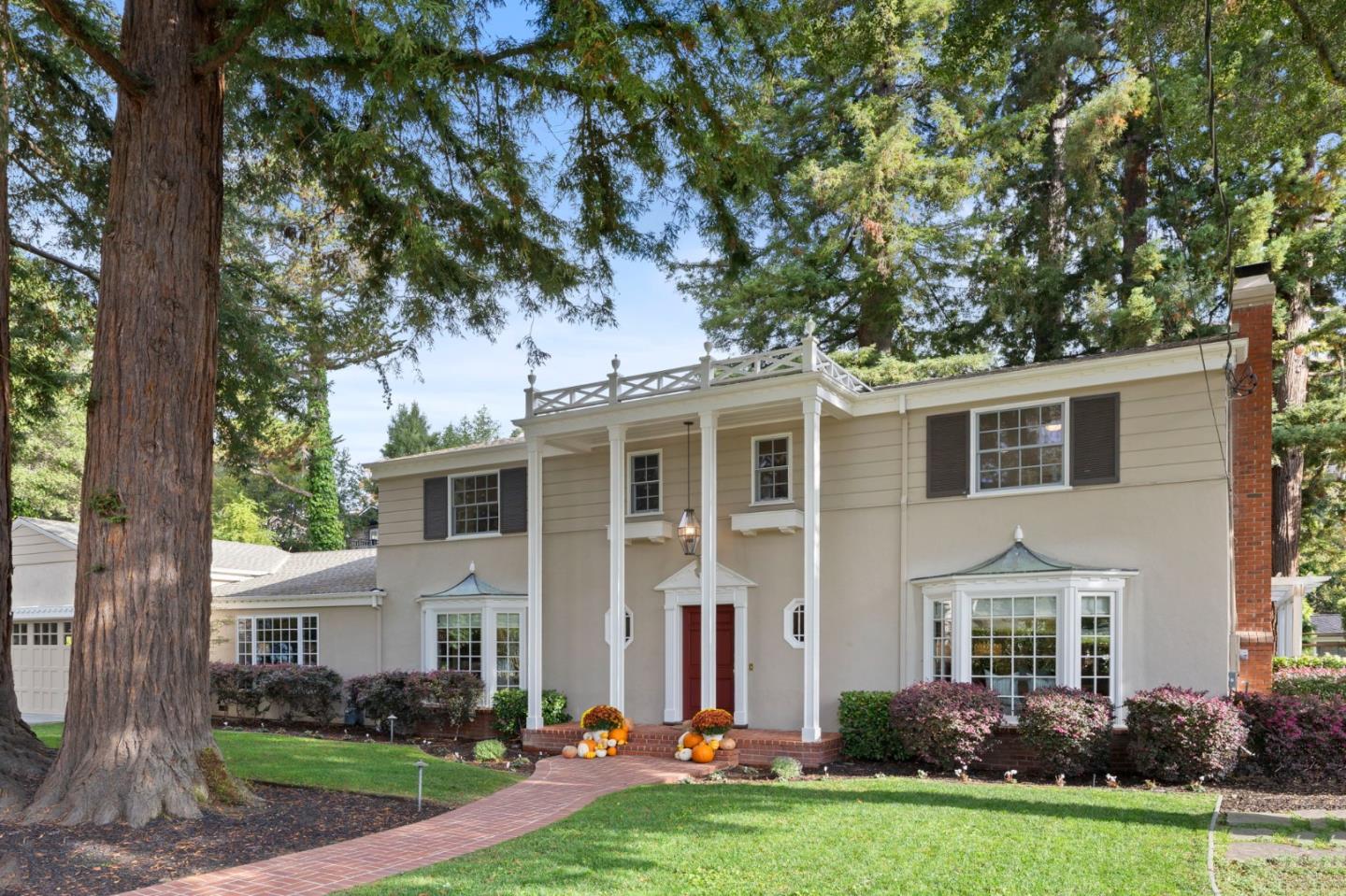 310 Ranelagh Road Hillsborough, CA 94010 - Photo 4 of 51 front view of a house with a yard