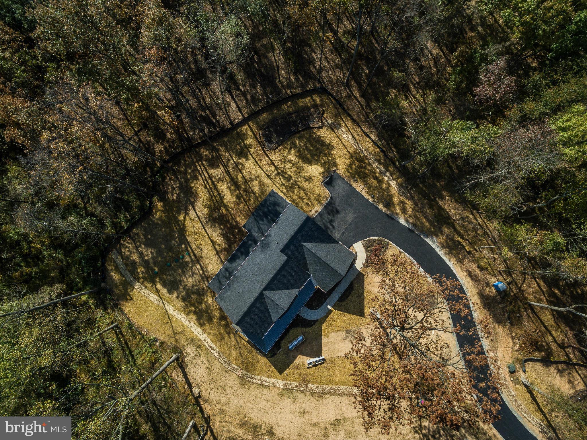 2121 Millers Mill Road Cooksville, MD 21723 - Photo 3 of 27 Plenty of usable yard plus 2 acres of woods