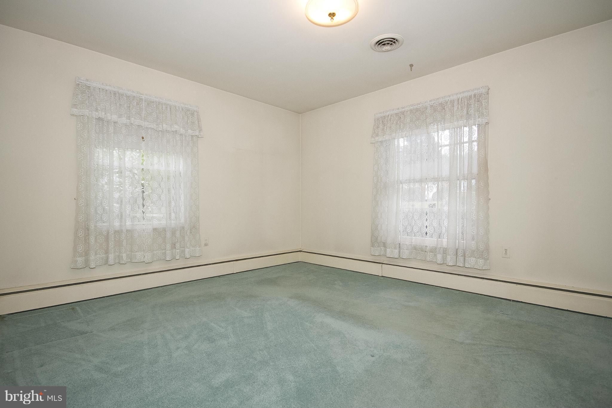 417 Aigburth Road Baltimore, MD 21286 - Photo 14 of 24 Bedroom (Master) Wood under carpet