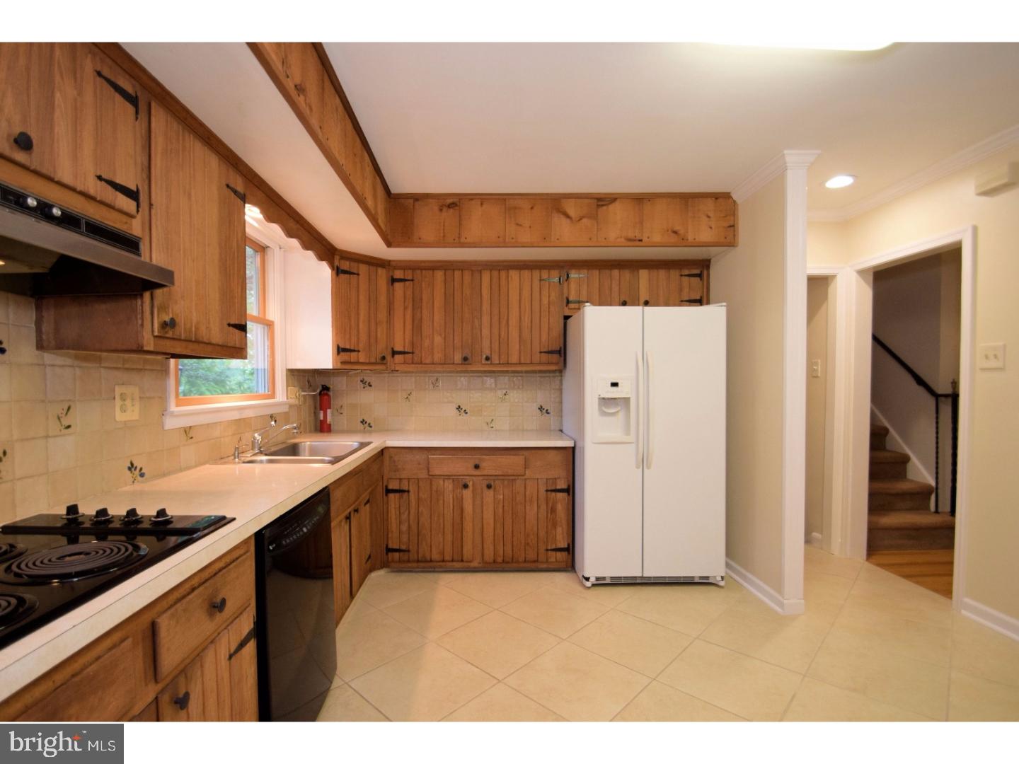 6009 Musket Road Fort Washington, PA 19034 - Photo 7 of 25 Kitchen
